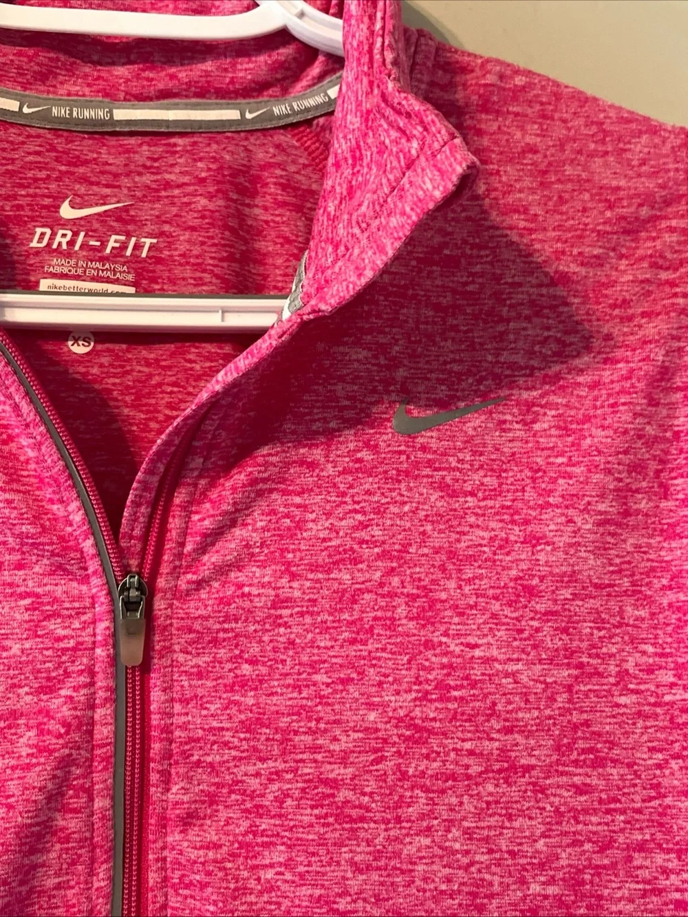 Women’s Nike Long Sleeve 1/4 Zip Pink Stretch Pullover XS Workout Thumb Holes